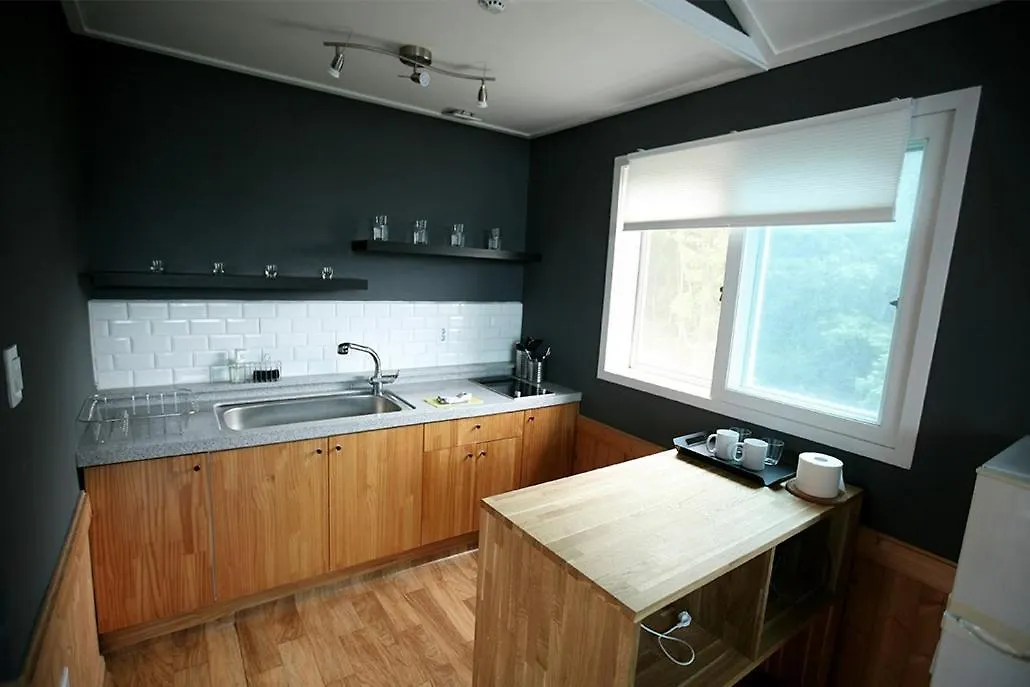 Statehouse Pension Incheon Guest house